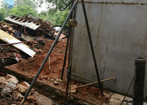 冠航手动葫芦在管道检修中的应用